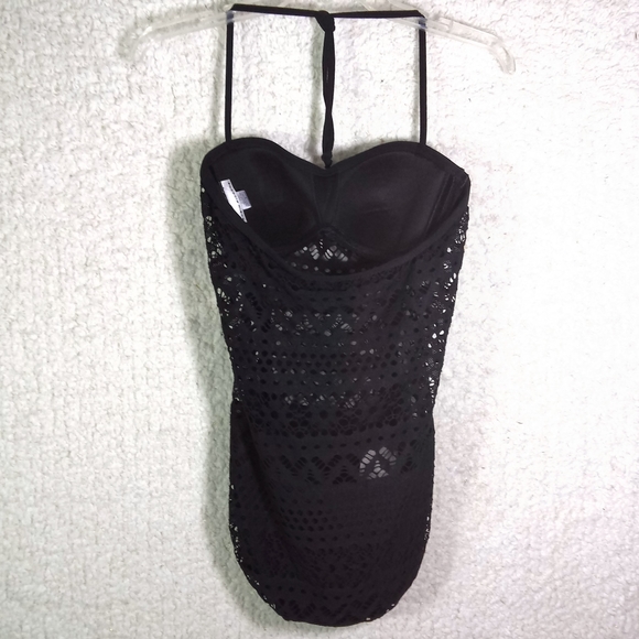 SOLD: 8 Robin Piccone Crochet Swimsuit 1pc - Picture 4 of 13